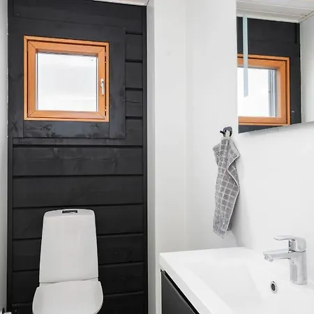 - Rising Sun With 3 Bedrooms, Loft, Sauna And Balcony With A View