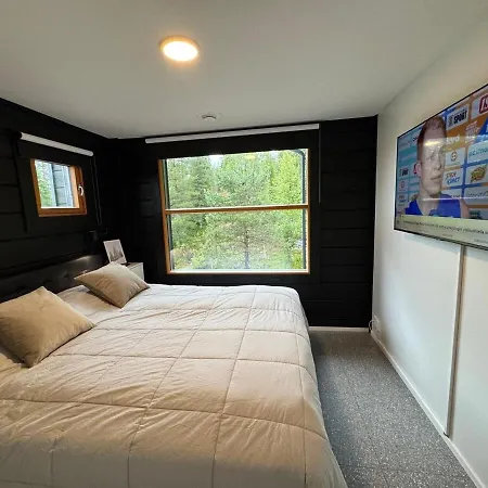 - Rising Sun With 3 Bedrooms, Loft, Sauna And Balcony With A View *