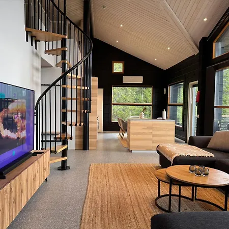 公寓 - Rising Sun With 3 Bedrooms, Loft, Sauna And Balcony With A View *